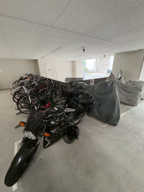 敷地内・建物