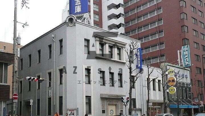 銀行
