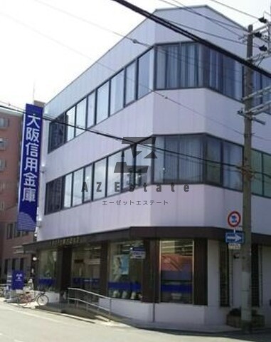 銀行
